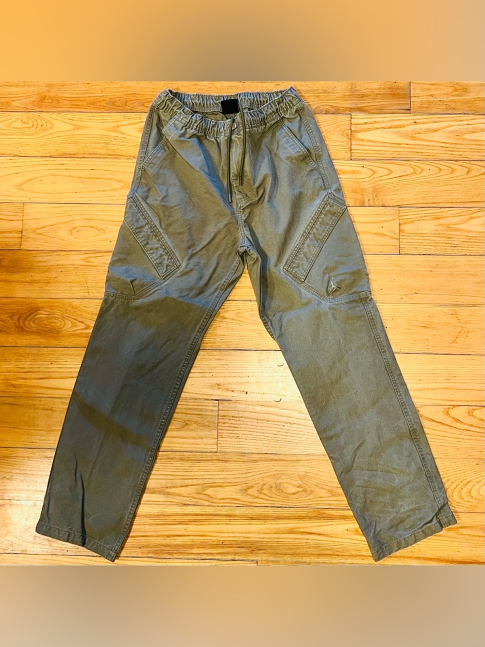 Nike Air Jordan Men's Olive Army Green Cargo Joggers